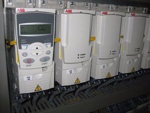 Besturingen voor foliewikkelaars